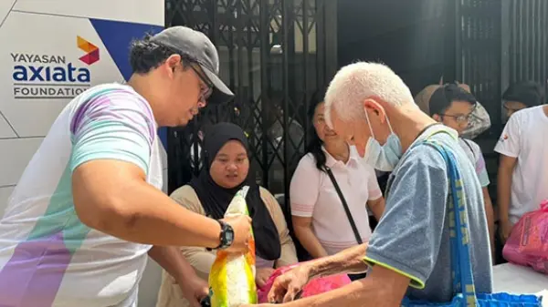 JK Budi X Homeless Folks 4